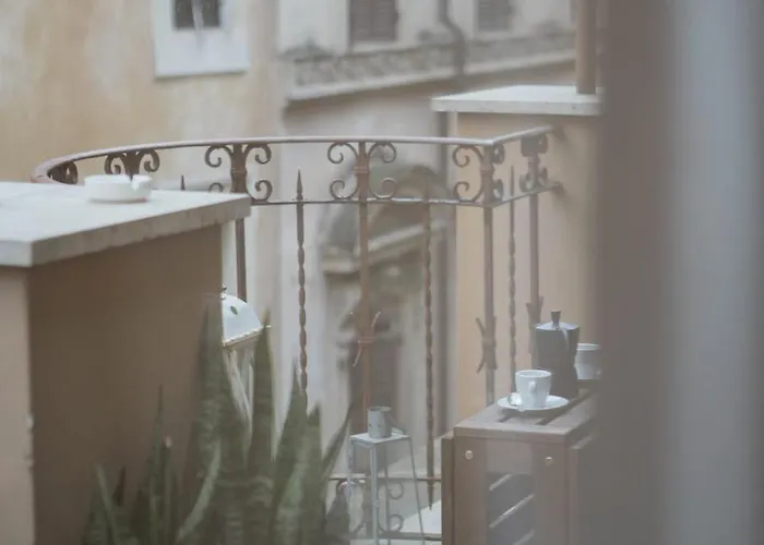 Amata Dei Cartari *